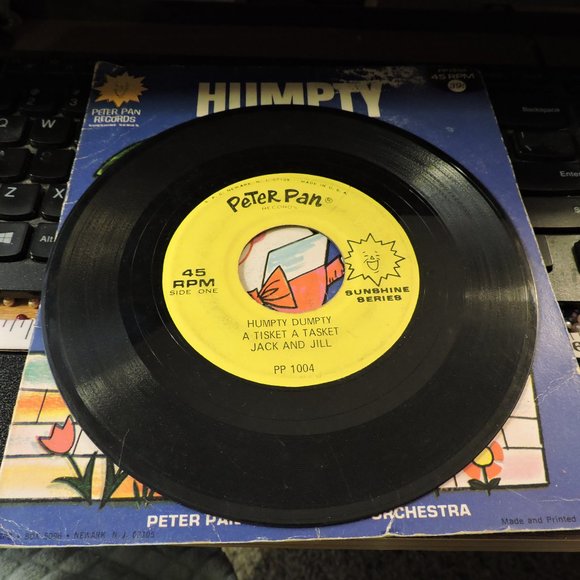 HUMPTY DUMPTY - PETER PAN RECORDS  45 rpm Children's songs BONUS DISCOUNT W/ 4 - Picture 4 of 10